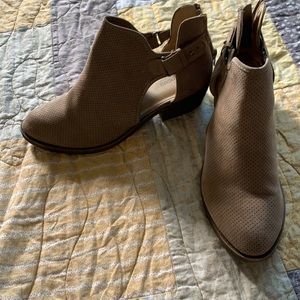 ankle booties